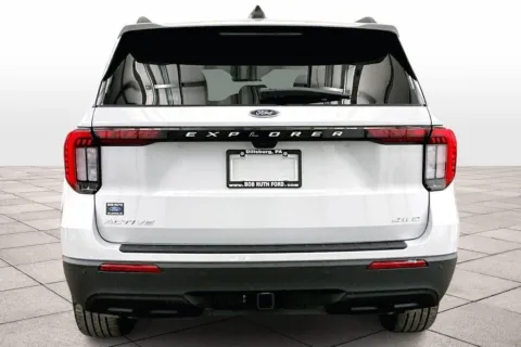 More photos of 2025 Ford Explorer Active at Bob Ruth Ford Dillsburg, PA