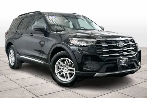 Photos of 2025 Ford Explorer Active for sale in Dillsburg, PA at Bob Ruth Ford Dillsburg
