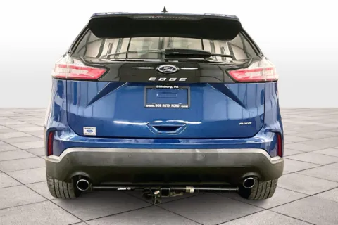More photos of 2021 Ford Edge SE at Bob Ruth Ford Dillsburg, PA