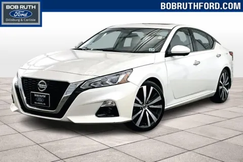 White 2020 Nissan Altima 2.0 Platinum for sale in Dillsburg, PA