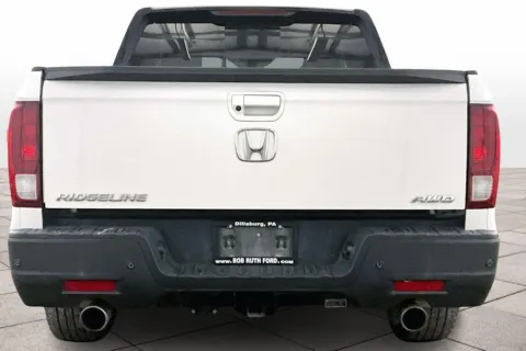 More photos of 2021 Honda Ridgeline Black Edition at Bob Ruth Ford Dillsburg, PA