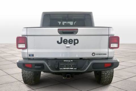 More photos of 2020 Jeep Gladiator Sport S at Bob Ruth Ford Dillsburg, PA
