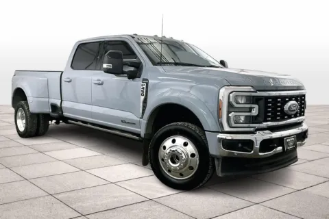 Photos of 2024 Ford Super Duty F-450 DRW LARIAT for sale in Dillsburg, PA at Bob Ruth Ford Dillsburg