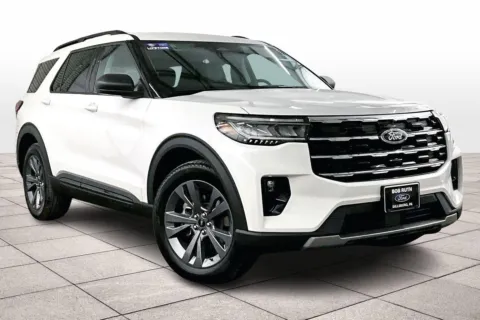 Photos of 2026 Ford Explorer Active for sale in Dillsburg, PA at Bob Ruth Ford Dillsburg