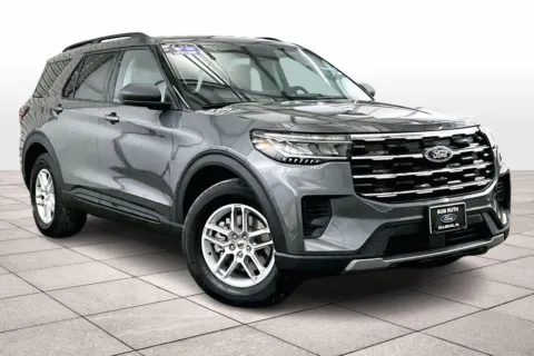 Photos of 2026 Ford Explorer Active for sale in Dillsburg, PA at Bob Ruth Ford Dillsburg