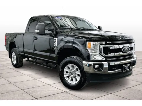 More photos of 2022 Ford Super Duty F-350 SRW XLT at Bob Ruth Ford Dillsburg, PA