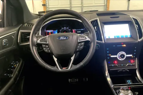 More photos of 2020 Ford Edge ST at Bob Ruth Ford Dillsburg, PA