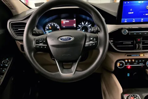 More photos of 2020 Ford Escape SE at Bob Ruth Ford Dillsburg, PA