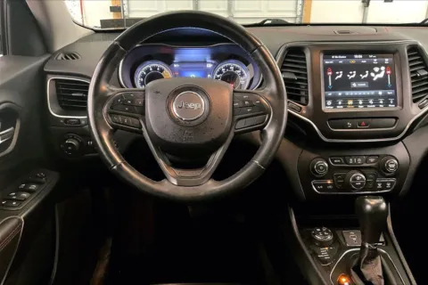 More photos of 2019 Jeep Cherokee Trailhawk at Bob Ruth Ford Dillsburg, PA
