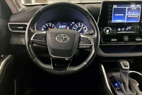 More photos of 2020 Toyota Highlander Limited at Bob Ruth Ford Dillsburg, PA