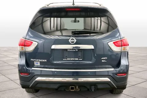 More photos of 2015 Nissan Pathfinder SL at Bob Ruth Ford Dillsburg, PA