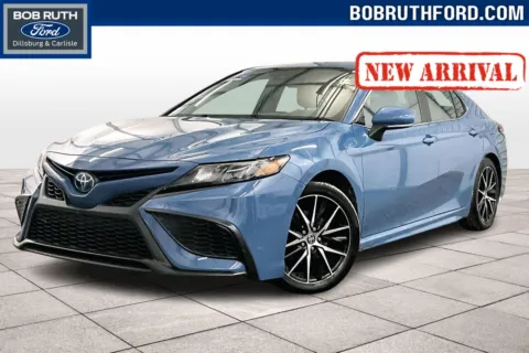 Blue 2023 Toyota Camry Hybrid SE for sale in Dillsburg, PA