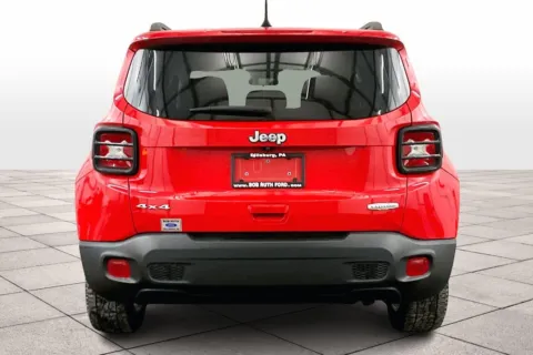 More photos of 2020 Jeep Renegade Latitude at Bob Ruth Ford Dillsburg, PA