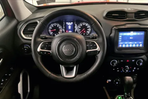 More photos of 2020 Jeep Renegade Latitude at Bob Ruth Ford Dillsburg, PA