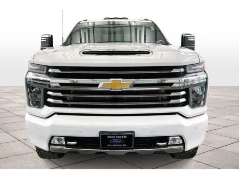 More photos of 2022 Chevrolet Silverado 2500HD High Country at Bob Ruth Ford Dillsburg, PA