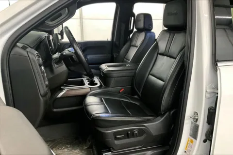 Another view of 2022 Chevrolet Silverado 2500HD High Country for sale in Dillsburg, PA at Bob Ruth Ford Dillsburg