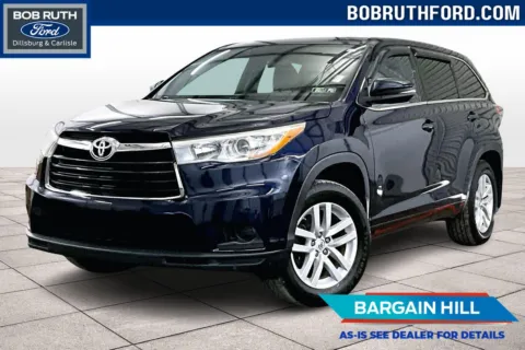 Blue 2015 Toyota Highlander LE Plus for sale in Dillsburg, PA