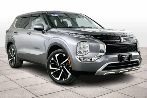 Photos of 2022 Mitsubishi Outlander SE for sale in Dillsburg, PA at Bob Ruth Ford Dillsburg