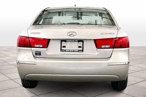 More photos of 2009 Hyundai Sonata Limited at Bob Ruth Ford Dillsburg, PA