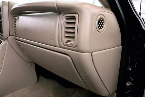 Another view of 2005 Chevrolet Silverado 2500HD LT for sale in Dillsburg, PA at Bob Ruth Ford Dillsburg