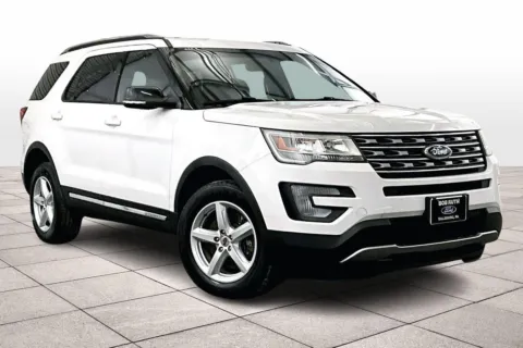 Photos of 2017 Ford Explorer XLT for sale in Dillsburg, PA at Bob Ruth Ford Dillsburg