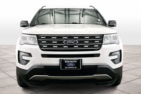 More photos of 2017 Ford Explorer XLT at Bob Ruth Ford Dillsburg, PA