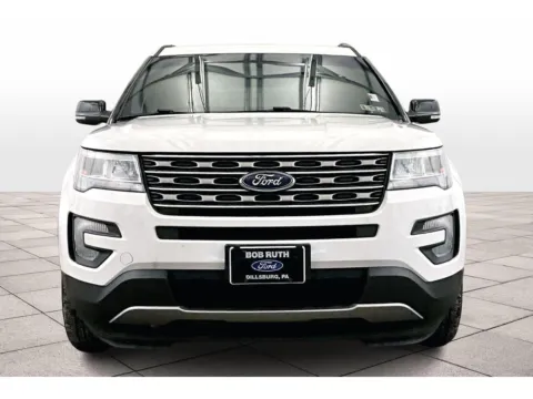 More photos of 2017 Ford Explorer XLT at Bob Ruth Ford Dillsburg, PA
