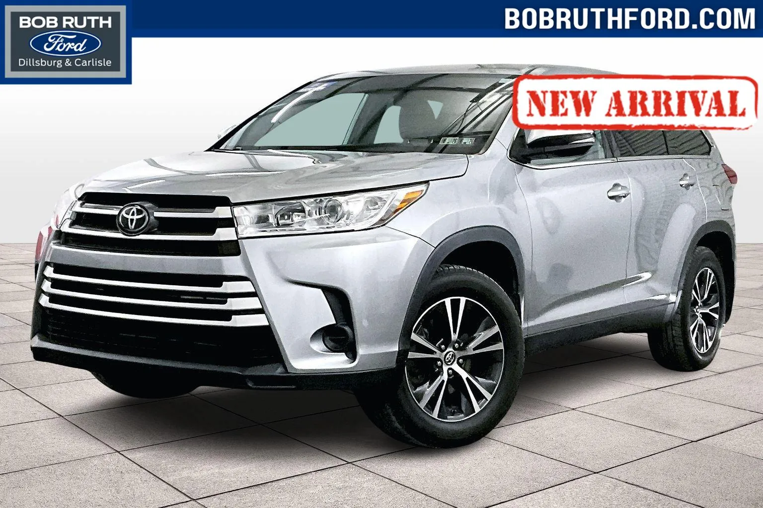 Silver 2019 Toyota Highlander LE for sale in Dillsburg, PA