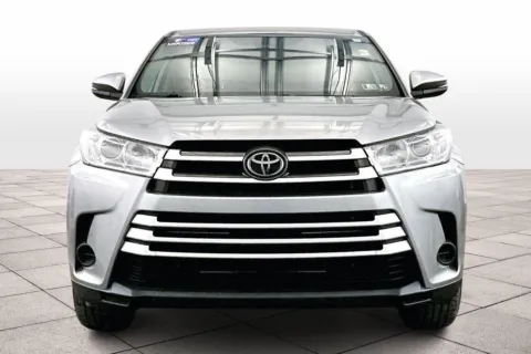 Another view of 2019 Toyota Highlander LE for sale in Dillsburg, PA at Bob Ruth Ford Dillsburg