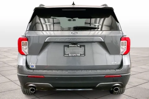 More photos of 2023 Ford Explorer XLT at Bob Ruth Ford Dillsburg, PA