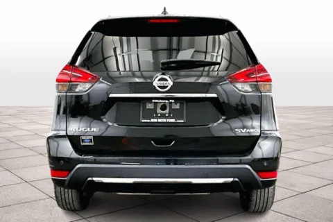 More photos of 2019 Nissan Rogue SV at Bob Ruth Ford Dillsburg, PA