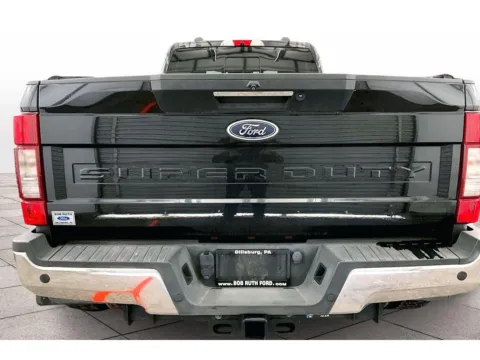 More photos of 2022 Ford Super Duty F-450 DRW LARIAT at Bob Ruth Ford Dillsburg, PA