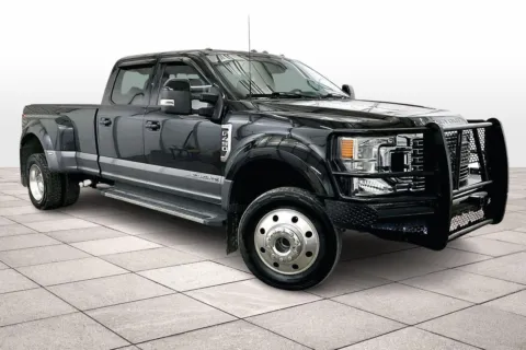 Photos of 2022 Ford Super Duty F-450 DRW LARIAT for sale in Dillsburg, PA at Bob Ruth Ford Dillsburg