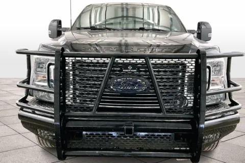 Another view of 2022 Ford Super Duty F-450 DRW LARIAT for sale in Dillsburg, PA at Bob Ruth Ford Dillsburg