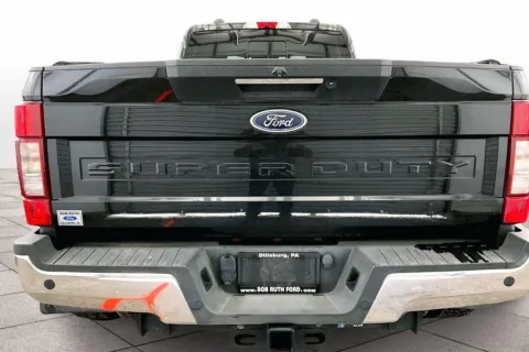 More photos of 2022 Ford Super Duty F-450 DRW LARIAT at Bob Ruth Ford Dillsburg, PA