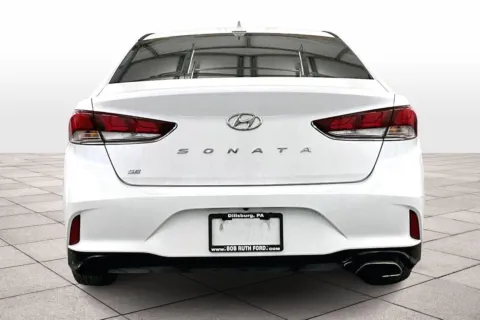 More photos of 2019 Hyundai Sonata SE at Bob Ruth Ford Dillsburg, PA