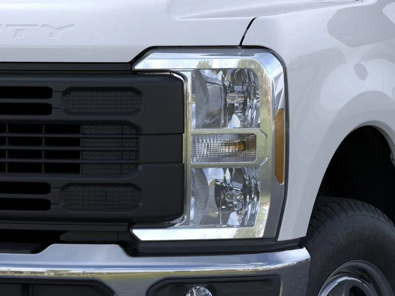 2026 Ford F-350 Super Duty XL - Photo 18