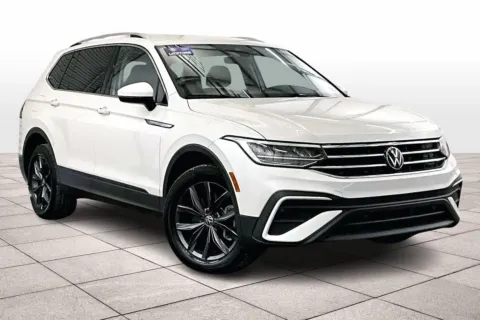 Photos of 2023 Volkswagen Tiguan SE for sale in Dillsburg, PA at Bob Ruth Ford Dillsburg