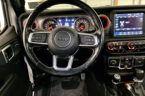 More photos of 2020 Jeep Gladiator Overland at Bob Ruth Ford Dillsburg, PA