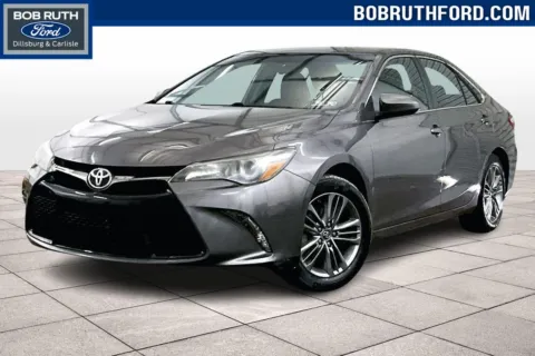 Gray 2017 Toyota Camry SE for sale in Dillsburg, PA