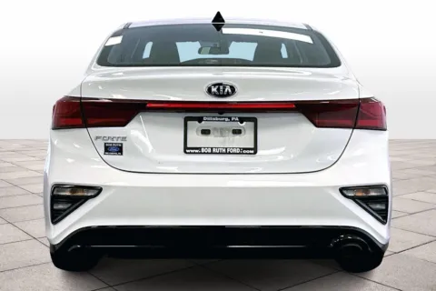 More photos of 2021 Kia Forte LXS at Bob Ruth Ford Dillsburg, PA
