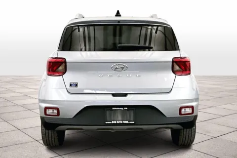 More photos of 2022 Hyundai Venue SEL at Bob Ruth Ford Dillsburg, PA