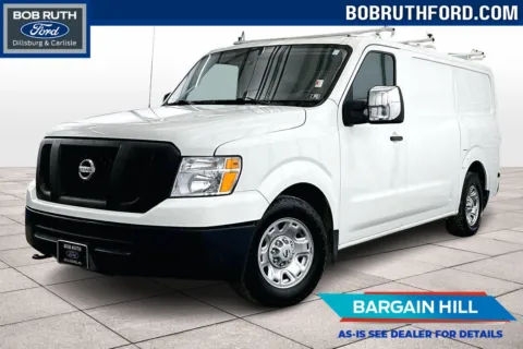 White 2018 Nissan NV Cargo SV for sale in Dillsburg, PA