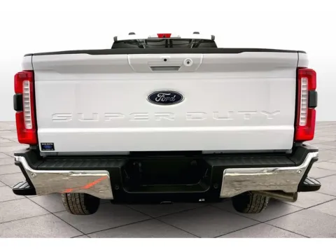 More photos of 2026 Ford Super Duty F-250 SRW LARIAT at Bob Ruth Ford Dillsburg, PA