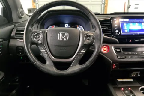 More photos of 2022 Honda Ridgeline RTL-E at Bob Ruth Ford Dillsburg, PA