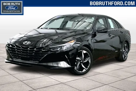 Black 2022 Hyundai Elantra SEL for sale in Dillsburg, PA