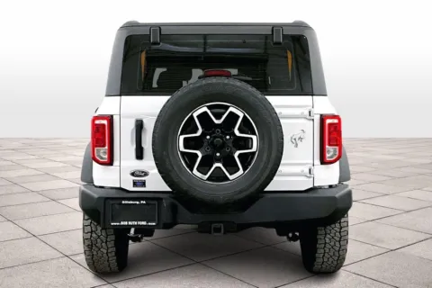 More photos of 2022 Ford Bronco at Bob Ruth Ford Dillsburg, PA