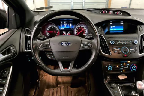 More photos of 2018 Ford Focus ST at Bob Ruth Ford Dillsburg, PA