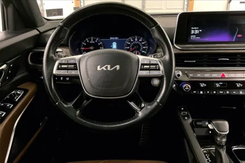 More photos of 2022 Kia Telluride SX at Bob Ruth Ford Dillsburg, PA