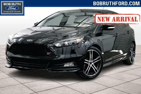 Black 2017 Ford Focus ST for sale in Dillsburg, PA
